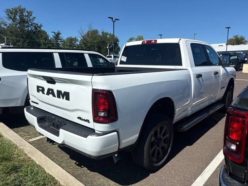 Used 2025 RAM 2500 Big Horn AWD/4WD image 2