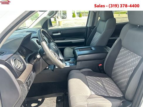 Certified 2018 Toyota Tundra SR5 w/ SR5 Upgrade Package AWD/4WD image 11