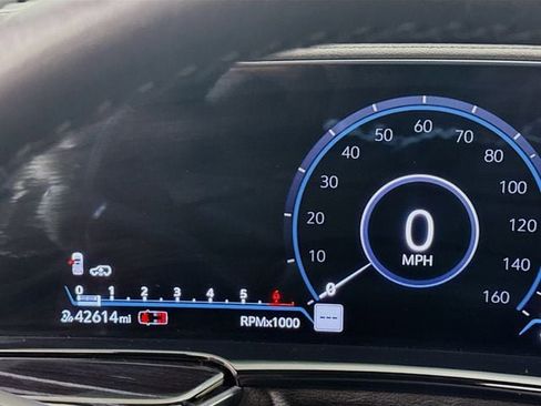 Used 2023 Cadillac Escalade Sport w/ Touring Package image 15