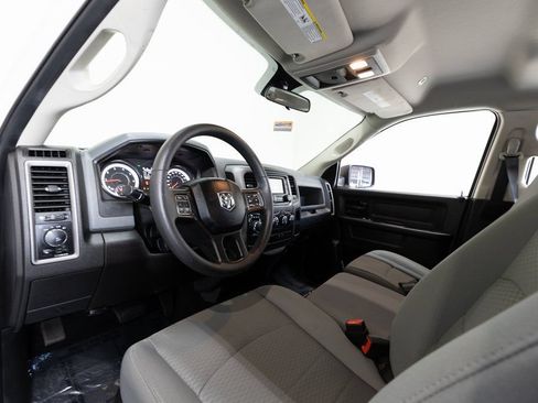 Used 2019 RAM 1500 Express w/ Express Value Package RWD image 17