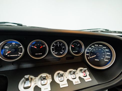 Used 2006 Ford GT image 68