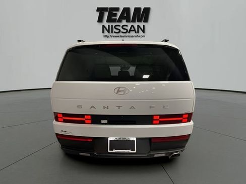 Used 2025 Hyundai Santa Fe SEL AWD/4WD image 5