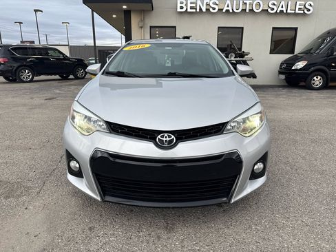 Used 2016 Toyota Corolla S Premium image 3