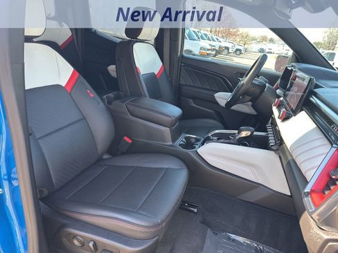 Used 2023 GMC Canyon AT4X w/ Edition 1 image 10