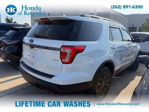 Used 2019 Ford Explorer XLT w/ Equipment Group 202A AWD/4WD image 2