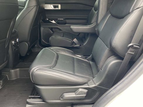 Used 2023 Ford Explorer ST w/ Equipment Group 401A image 14