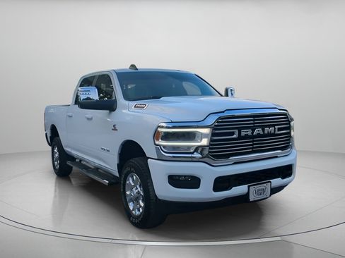 Used 2024 RAM 2500 Laramie w/ Safety Group AWD/4WD image 4