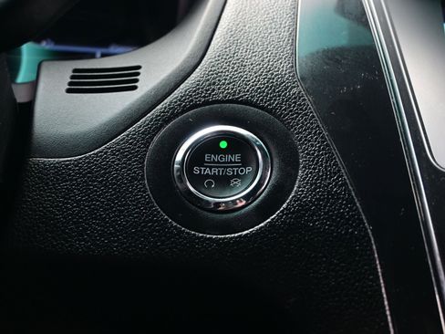 Used 2019 Ford Explorer XLT w/ Equipment Group 201A image 23