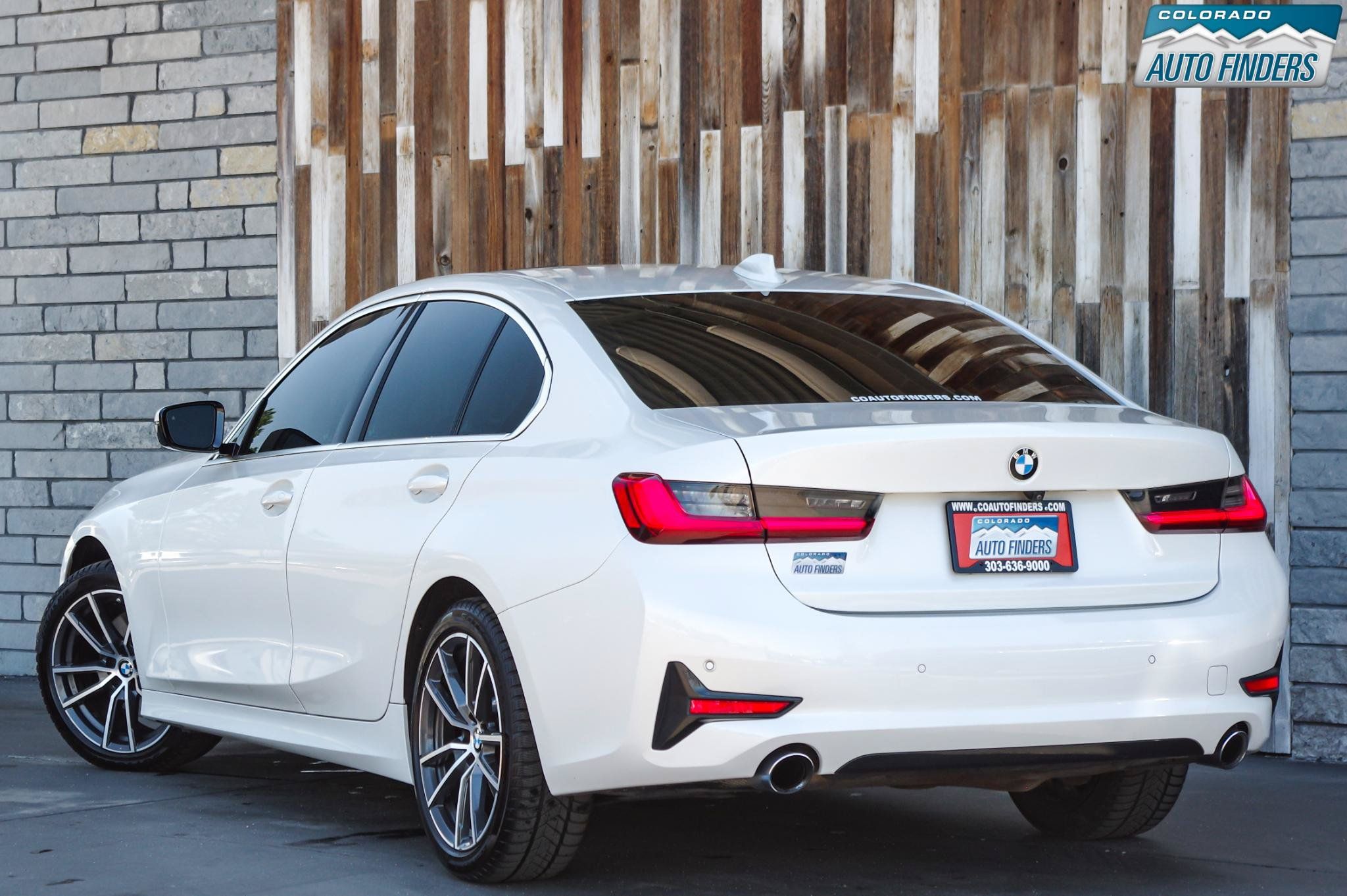 Used 2021 BMW 330i Sedan RWD image 4