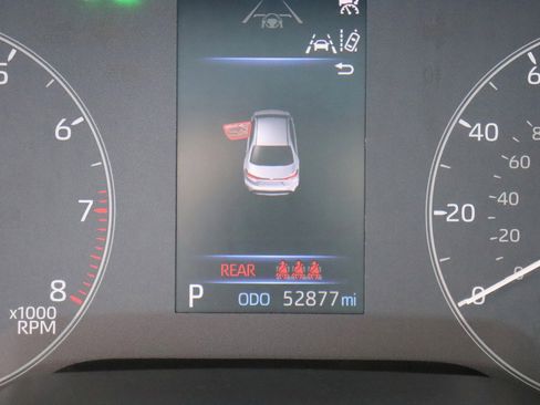 Used 2023 Toyota Corolla LE FWD image 29