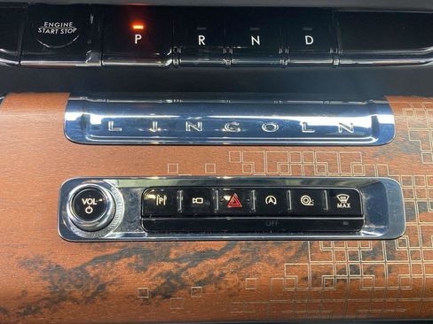 New 2025 Lincoln Aviator Black Label image 28