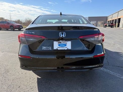 Used 2023 Honda Civic EX image 5