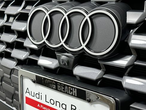 New 2025 Audi Q5 Premium Plus image 14