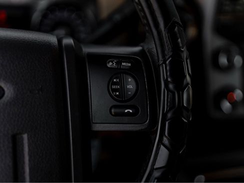 Used 2014 Ford F250 Lariat w/ Lariat Interior Package image 12