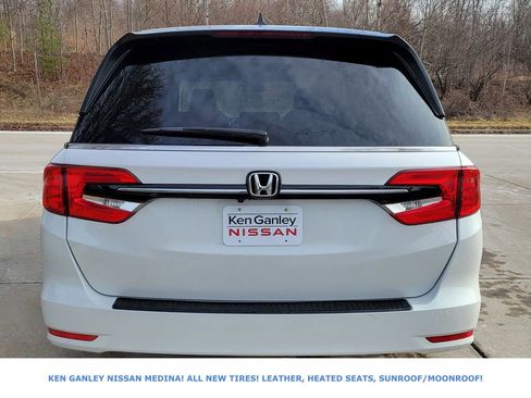Used 2023 Honda Odyssey EX-L image 4