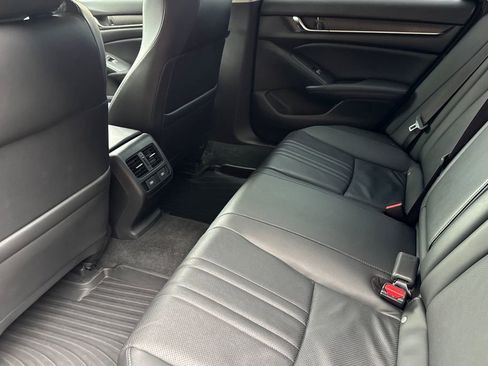 Used 2021 Honda Accord EX-L image 13