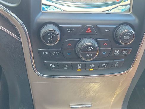 Used 2017 Jeep Grand Cherokee Summit w/ Platinum Series Group AWD/4WD image 33