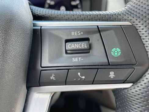 Used 2023 Mitsubishi Outlander SEL image 49