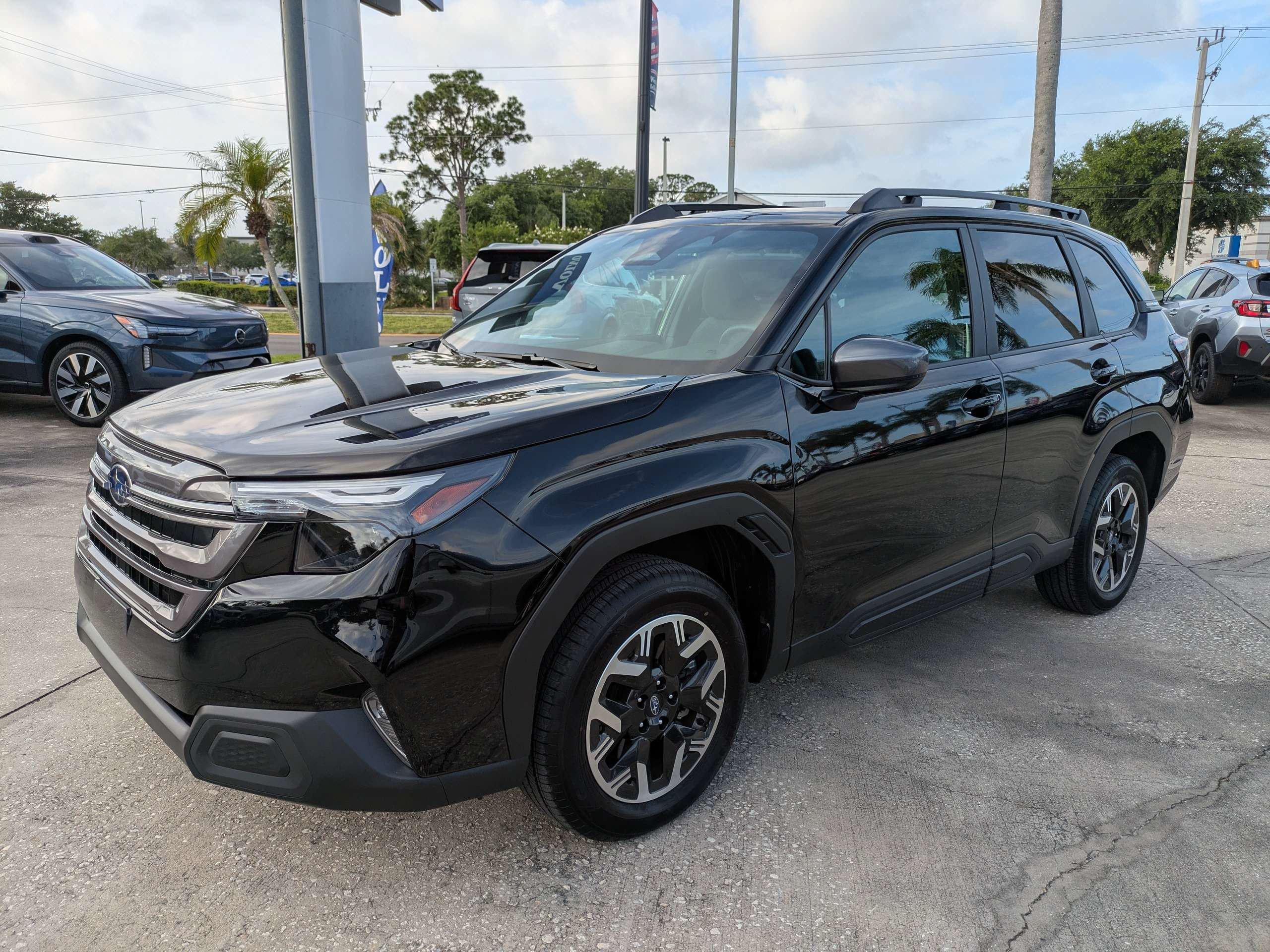 Used 2026 Subaru Forester Premium AWD/4WD image 8