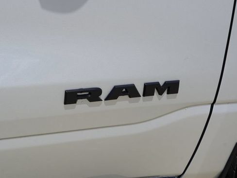 New 2027 RAM 1500 Express AWD/4WD image 14