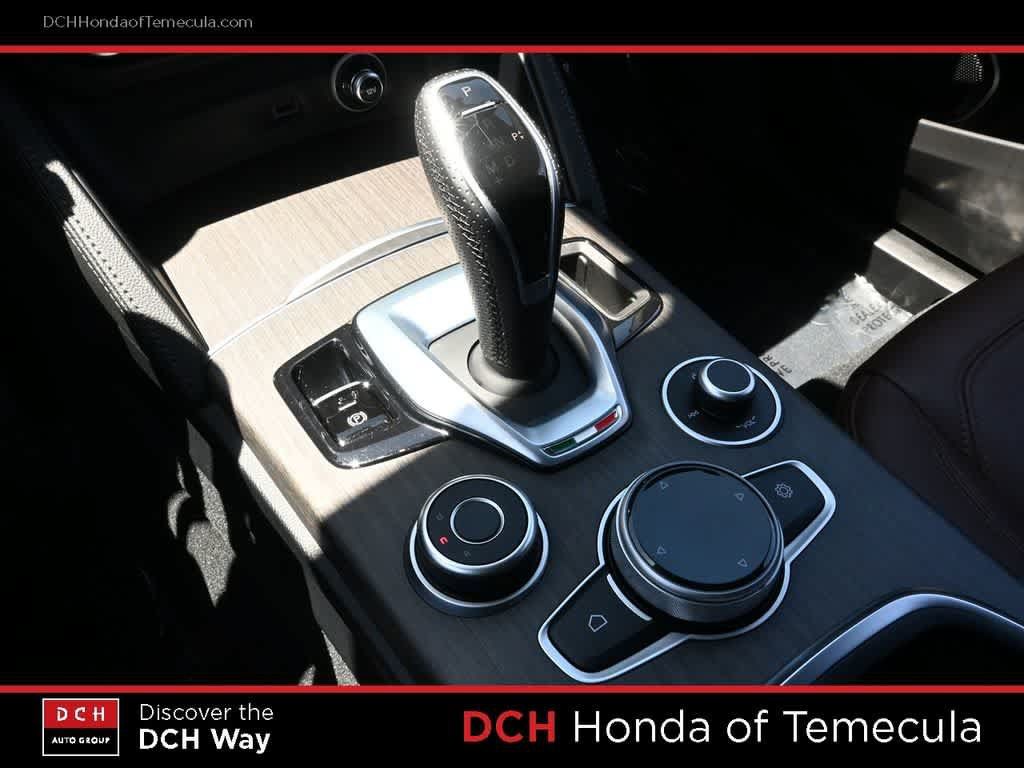 Used 2023 Alfa Romeo Stelvio Ti w/ Active Assist Plus Package AWD/4WD image 11