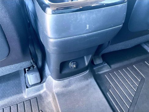 Used 2022 Kia Telluride EX w/ Towing Package image 28