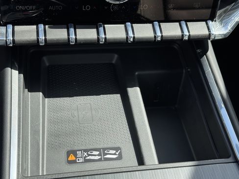 New 2026 GMC Acadia Elevation FWD image 23