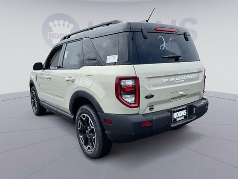 New 2025 Ford Bronco Sport Outer Banks image 4