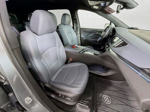 Used 2023 Buick Enclave Essence w/ Sport Touring Edition image 19