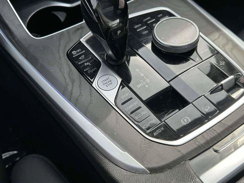 Used 2020 BMW X7 xDrive40i w/ Cold Weather Package image 33