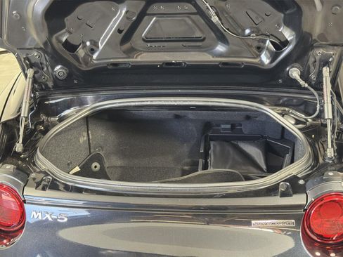 Used 2023 MAZDA MX-5 Miata Grand Touring image 25