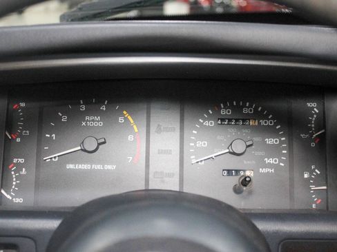 Used 1989 Ford Mustang LX image 12