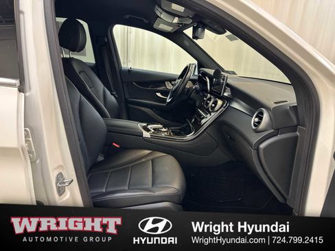 Used 2017 Mercedes-Benz GLC 300 4MATIC image 18