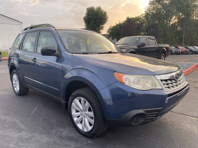 Used 2012 Subaru Forester 2.5X w/ Alloy Wheel Pkg AWD/4WD image 2