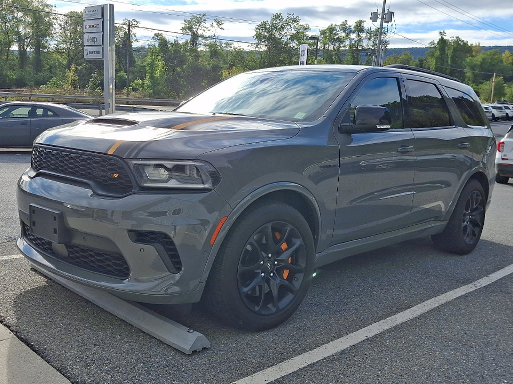Used 2023 Dodge Durango R/T w/ Hemi Orange Plus Package AWD/4WD image 2
