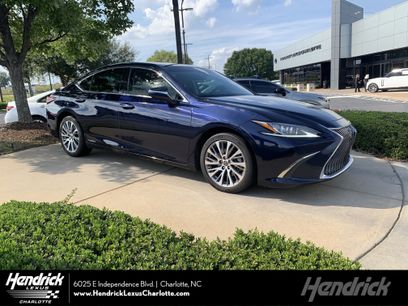 Used 2020 Lexus ES 300h w/ Premium Package