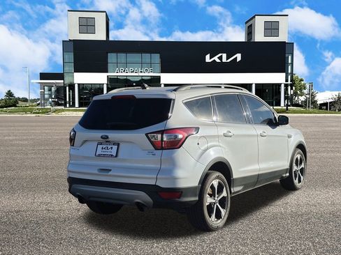 Used 2018 Ford Escape SEL image 5