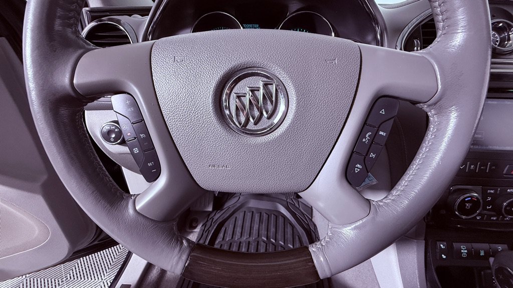 Used 2015 Buick Enclave Leather FWD image 11