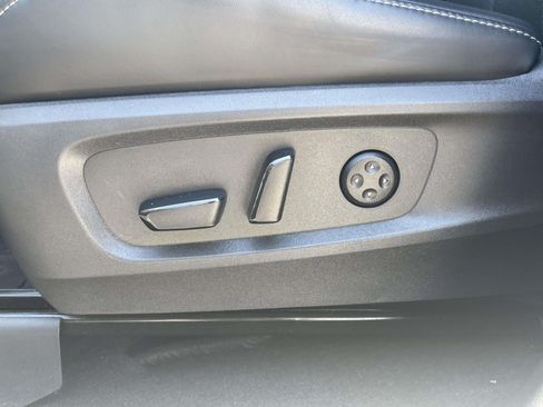 Used 2023 INFINITI QX60 Luxe AWD/4WD image 15