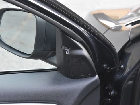 Used 2015 Volvo S60 T5 Premier Plus image 9