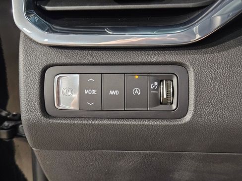 Used 2024 GMC Acadia Denali AWD/4WD image 26