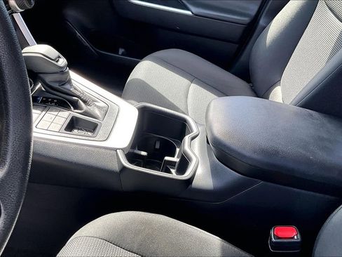 Certified 2025 Toyota RAV4 LE AWD/4WD image 18