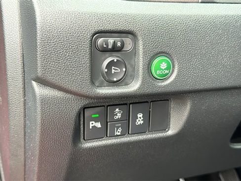 Used 2022 Honda Passport EX-L image 12