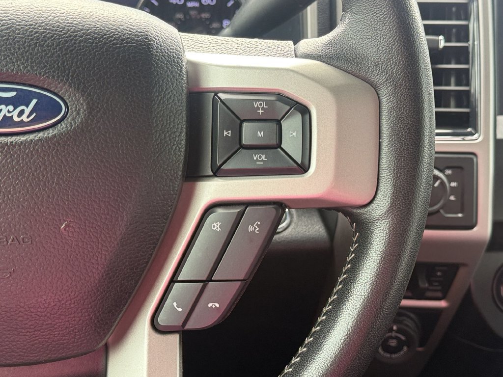 Used 2020 Ford F250 Lariat w/ Lariat Ultimate Package AWD/4WD image 29