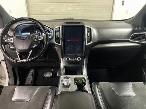 Used 2022 Ford Edge ST w/ Equipment Group 401A AWD/4WD image 13