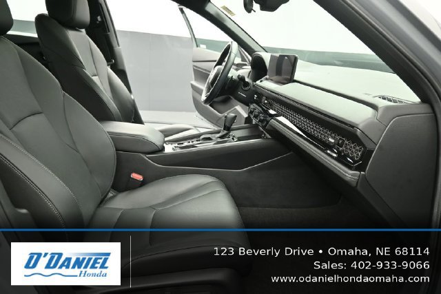 Used 2024 Honda Accord Sport image 39