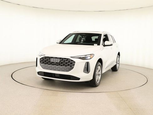 New 2025 Audi Q5 Premium AWD/4WD image 12