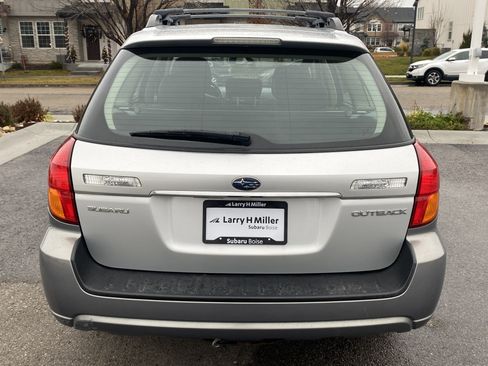 Used 2006 Subaru Outback 2.5i image 5