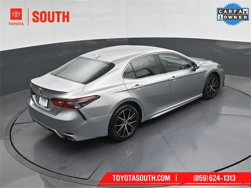 Used 2023 Toyota Camry SE image 50