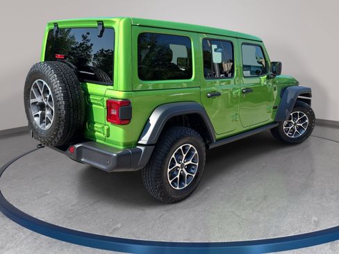 Used 2026 Jeep Wrangler Unlimited Sport AWD/4WD image 5